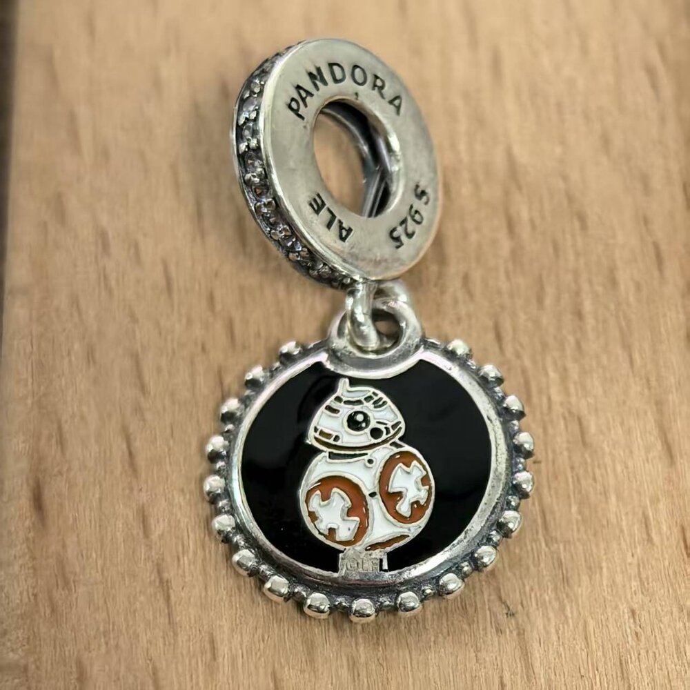 Pandora Disney Parks  2023 Exclusive Star Wars Droid Charm, S925 Silver Bracelet - Picture 2 of 4